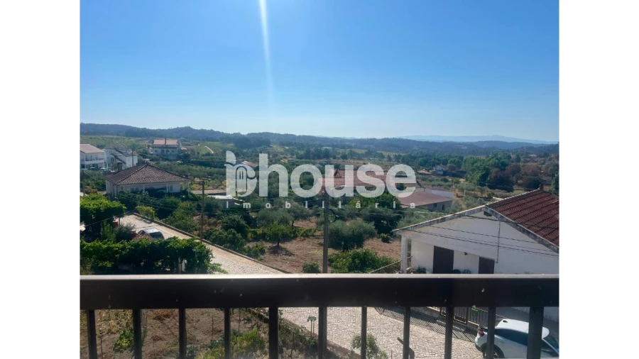 Moradia T4 para Venda em Santa Valha Foto 5