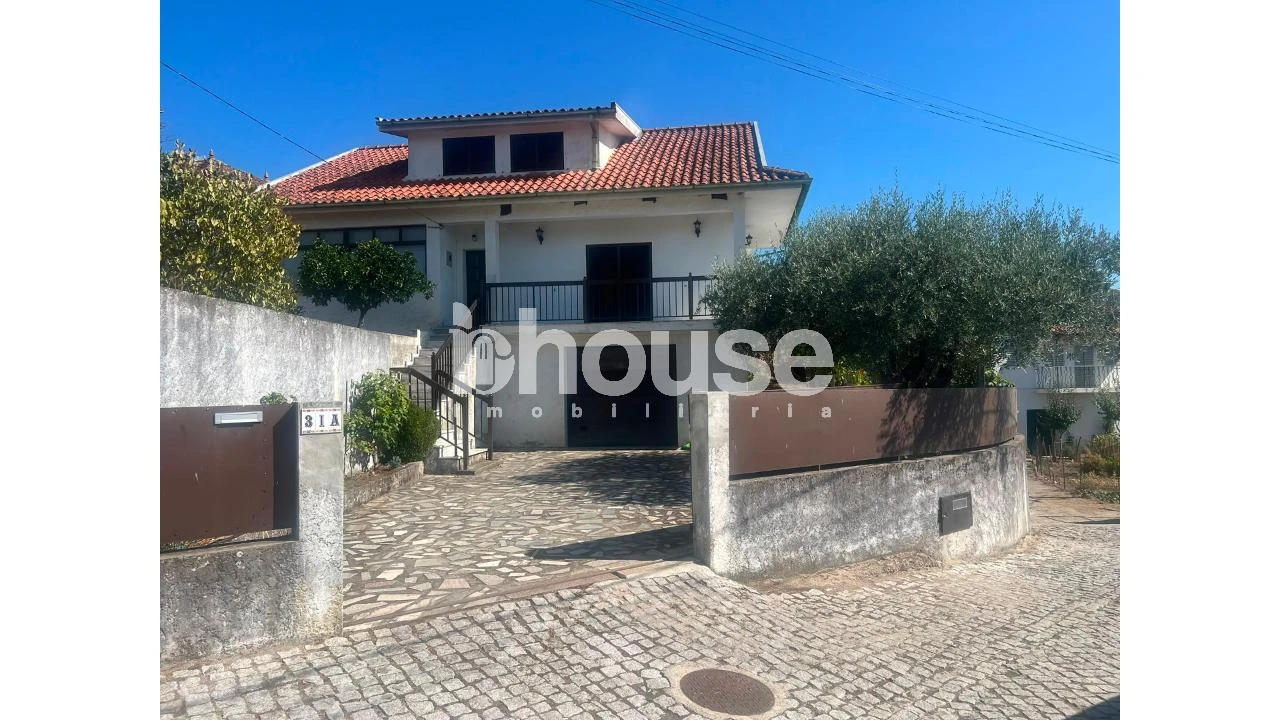 Moradia T4 para Venda em Santa Valha Foto 2