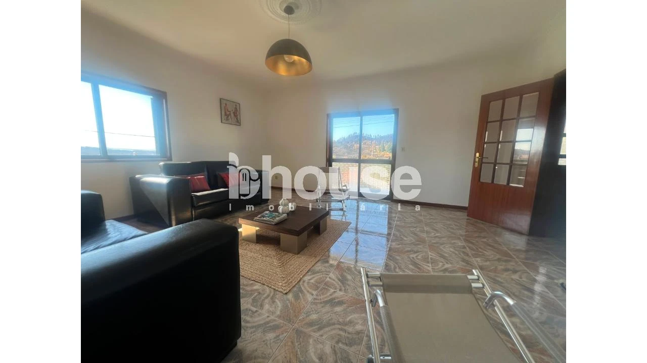 Moradia T4 para Venda em Santa Valha Foto 25