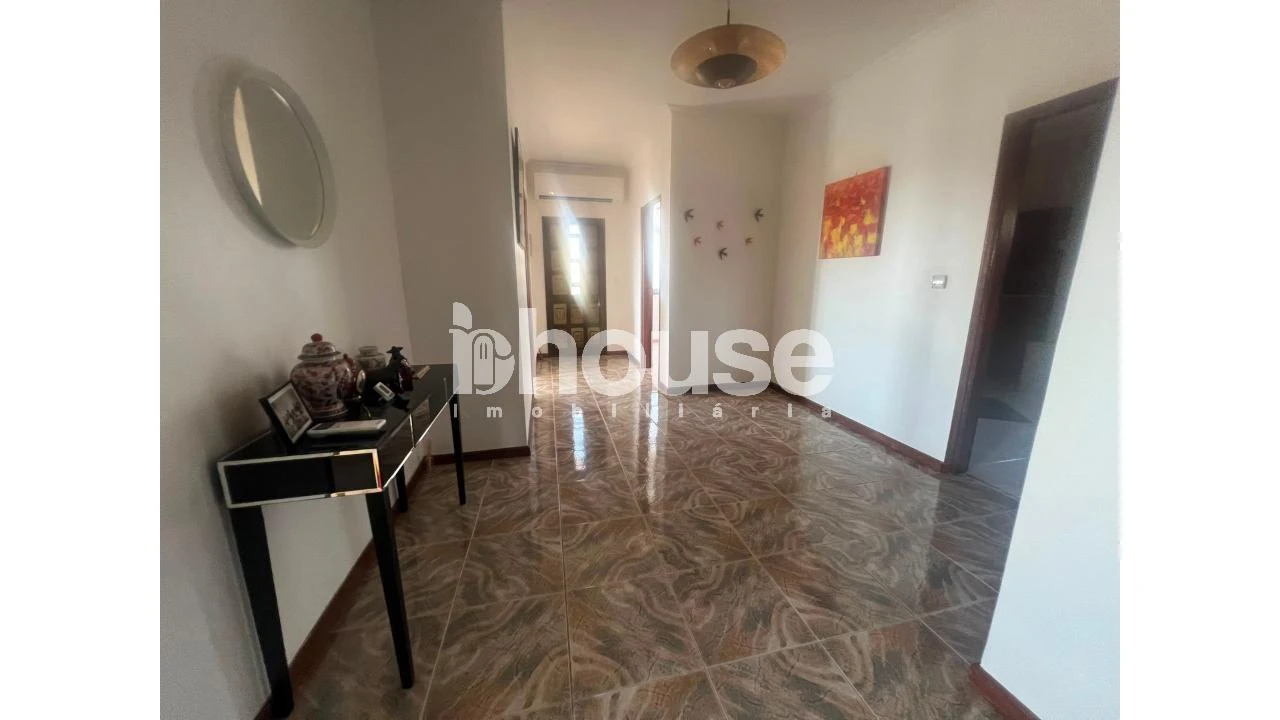 Moradia T4 para Venda em Santa Valha Foto 32