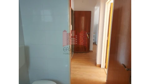 Apartamento T1 para Venda em Águas Livres