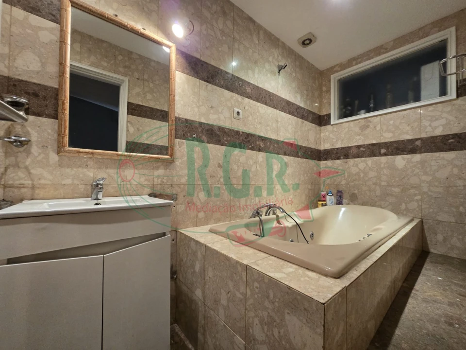 Quarto para Arrendamento em Gondomar (São Cosme), Valbom e Jovim Foto 7