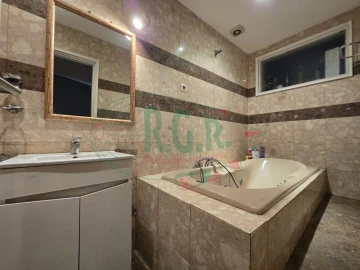 Quarto para Arrendamento em Gondomar (São Cosme), Valbom e Jovim