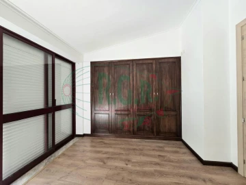 Quarto para Arrendamento em Gondomar (São Cosme), Valbom e Jovim