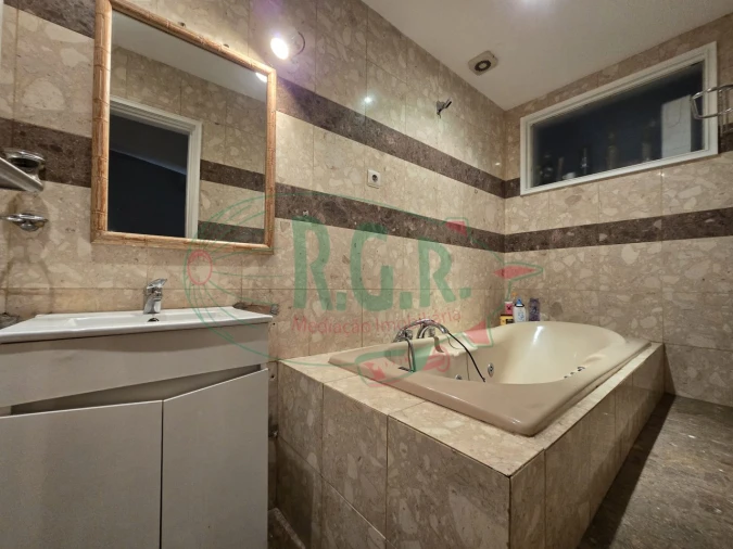 Quarto para Arrendamento em Gondomar (São Cosme), Valbom e Jovim Foto 7