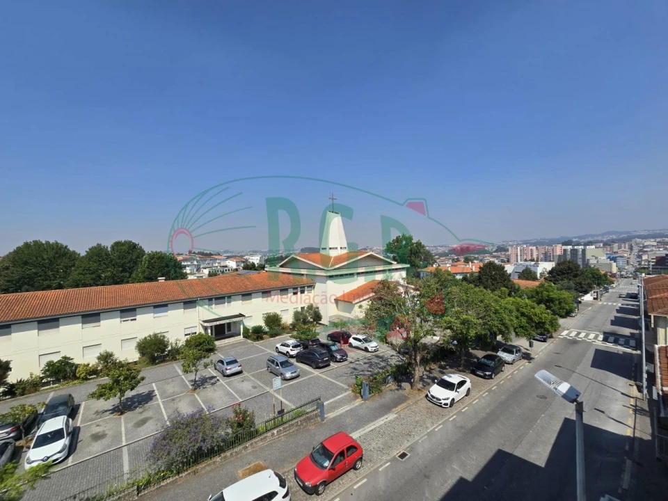 Quarto para Arrendamento em Gondomar (São Cosme), Valbom e Jovim Foto 1