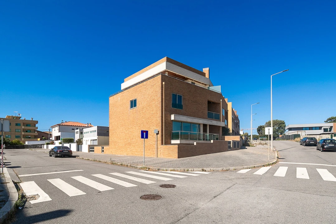 Moradia T4 para Venda em Canidelo Foto 61