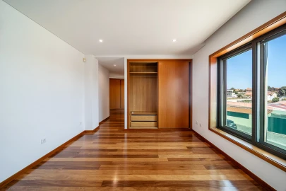 Moradia T4 para Venda em Canidelo