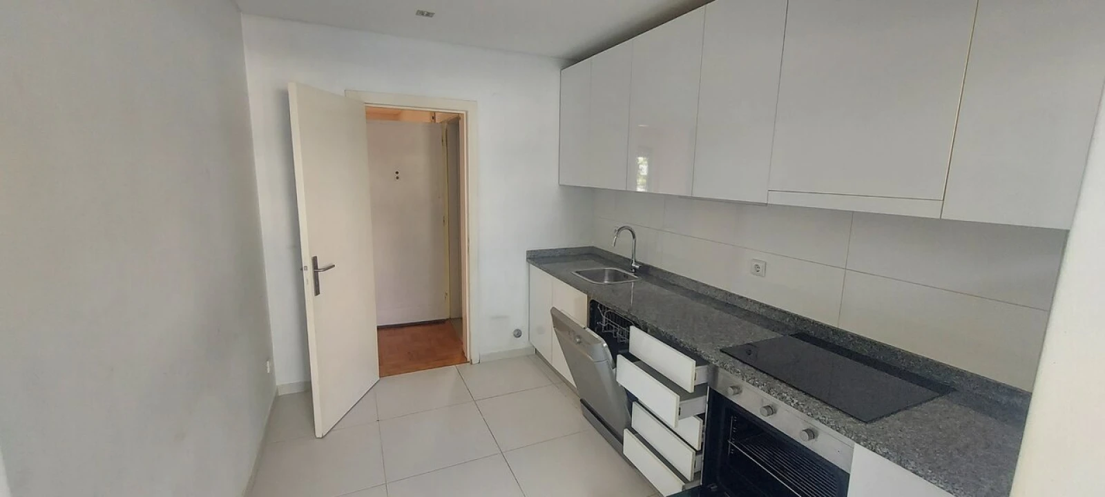 Apartamento T3 para Venda em Ramalde Foto 8