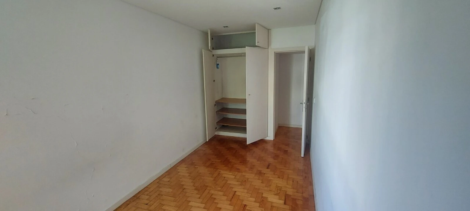 Apartamento T3 para Venda em Ramalde Foto 12