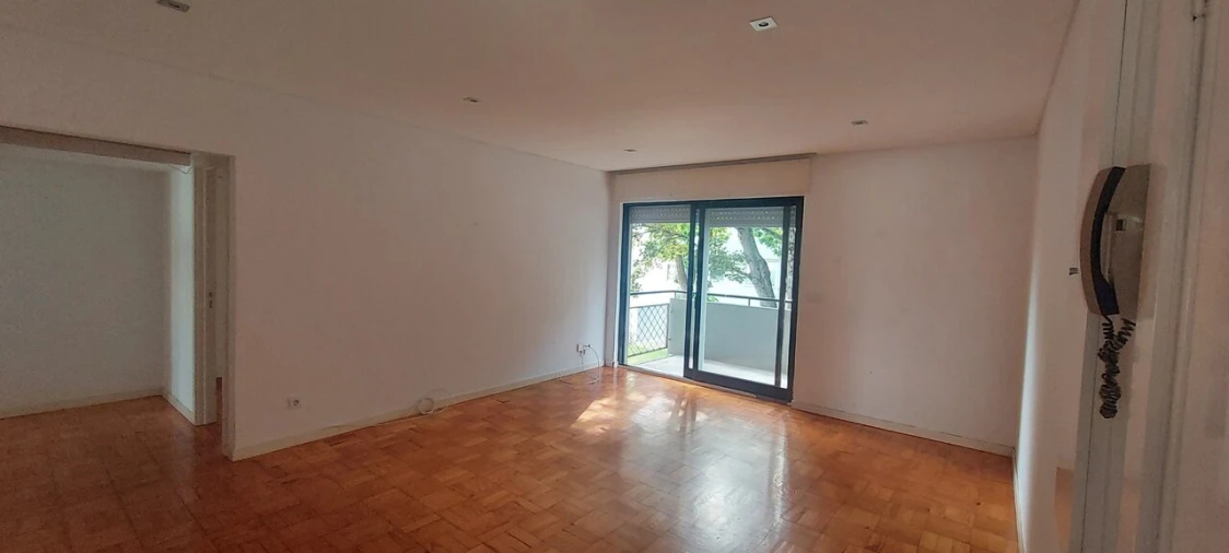 Apartamento T3 para Venda em Ramalde Foto 3