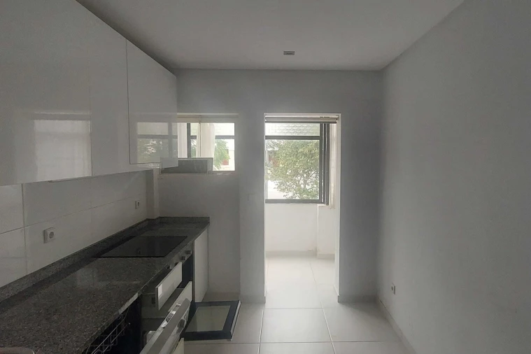 Apartamento T3 para Venda em Ramalde Foto 6