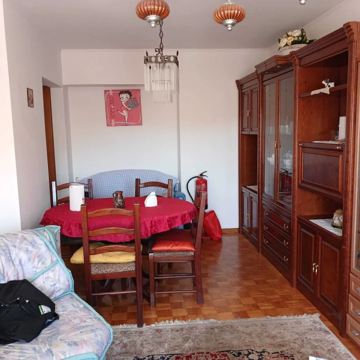 Apartamento T2 para Venda em Caparica e Trafaria Foto 4