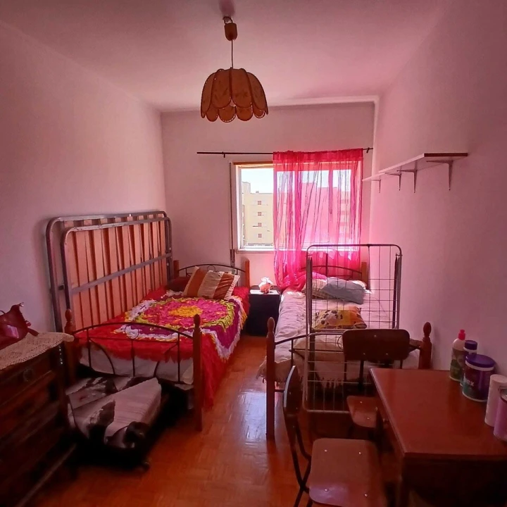 Apartamento T2 para Venda em Caparica e Trafaria Foto 11