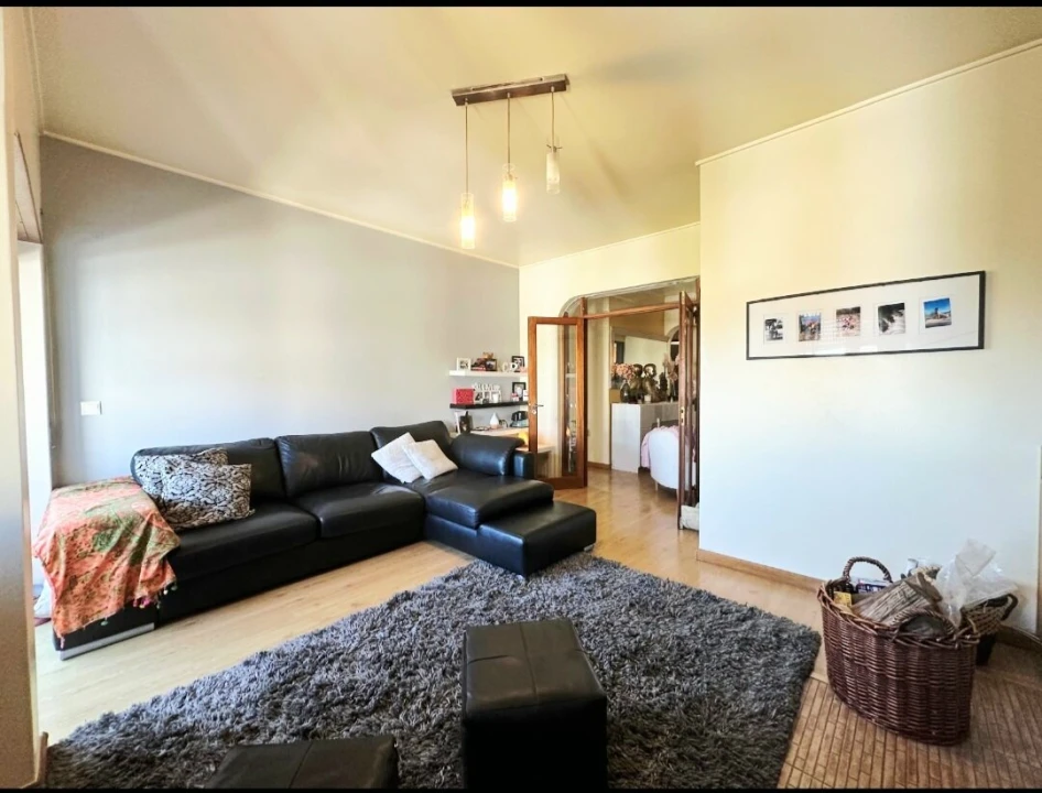 Apartamento T3 para Venda em Almada, Cova da Piedade, Pragal e Cacilhas Foto 1