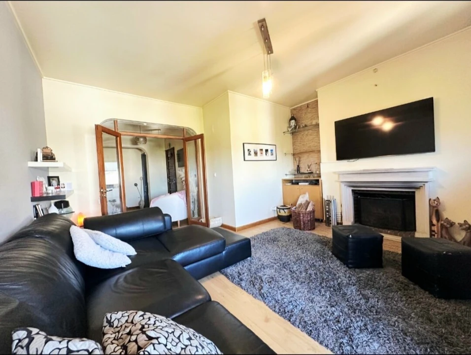 Apartamento T3 para Venda em Almada, Cova da Piedade, Pragal e Cacilhas Foto 2