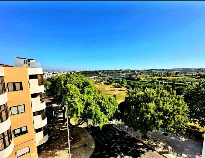 Apartamento T3 para Venda em Almada, Cova da Piedade, Pragal e Cacilhas Foto 17