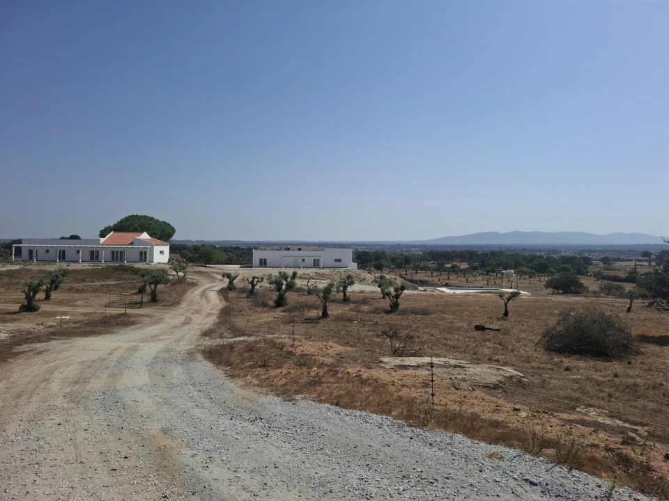 Quinta T6 para Venda em Alpalhão Foto 5
