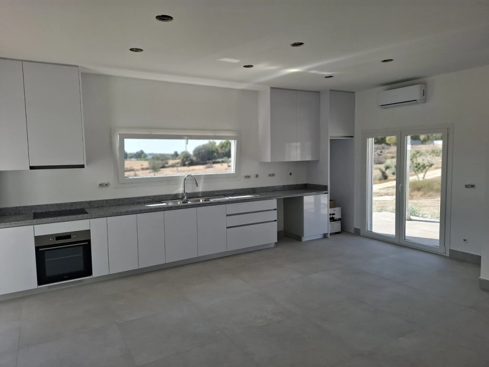 Quinta T6 para Venda em Alpalhão Foto 10
