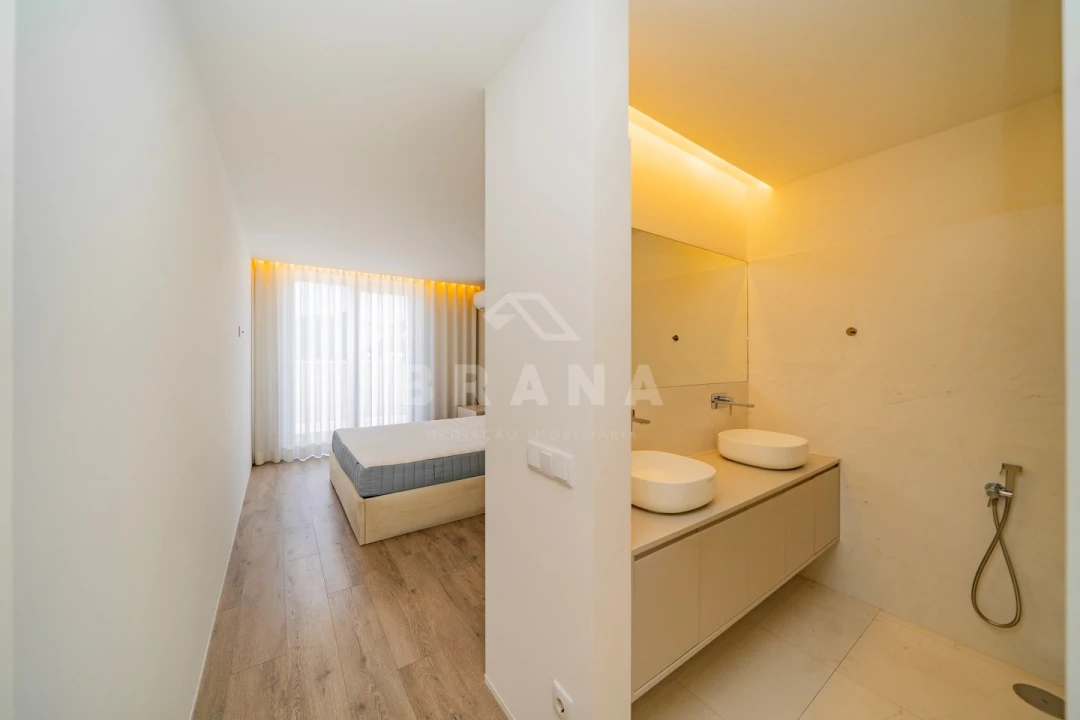 Apartamento T3 para Venda em Real, Dume e Semelhe Foto 32