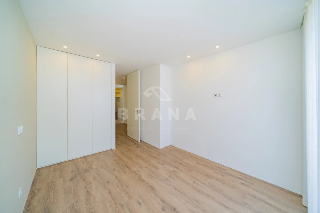 Apartamento T3 para Venda em Real, Dume e Semelhe Foto 46