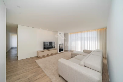 Apartamento T3 para Venda em Real, Dume e Semelhe