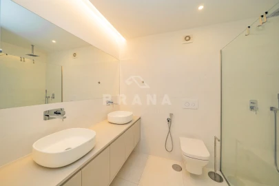 Apartamento T3 para Venda em Real, Dume e Semelhe