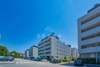 Apartamento T3 para Venda em Real, Dume e Semelhe