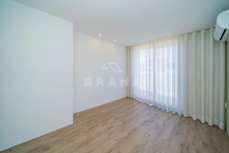 Apartamento T3 para Venda em Real, Dume e Semelhe Foto 45