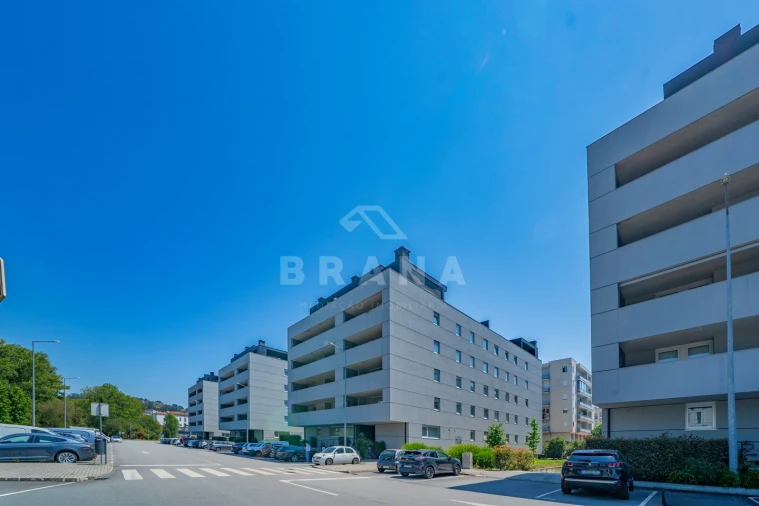 Apartamento T3 para Venda em Real, Dume e Semelhe Foto 50