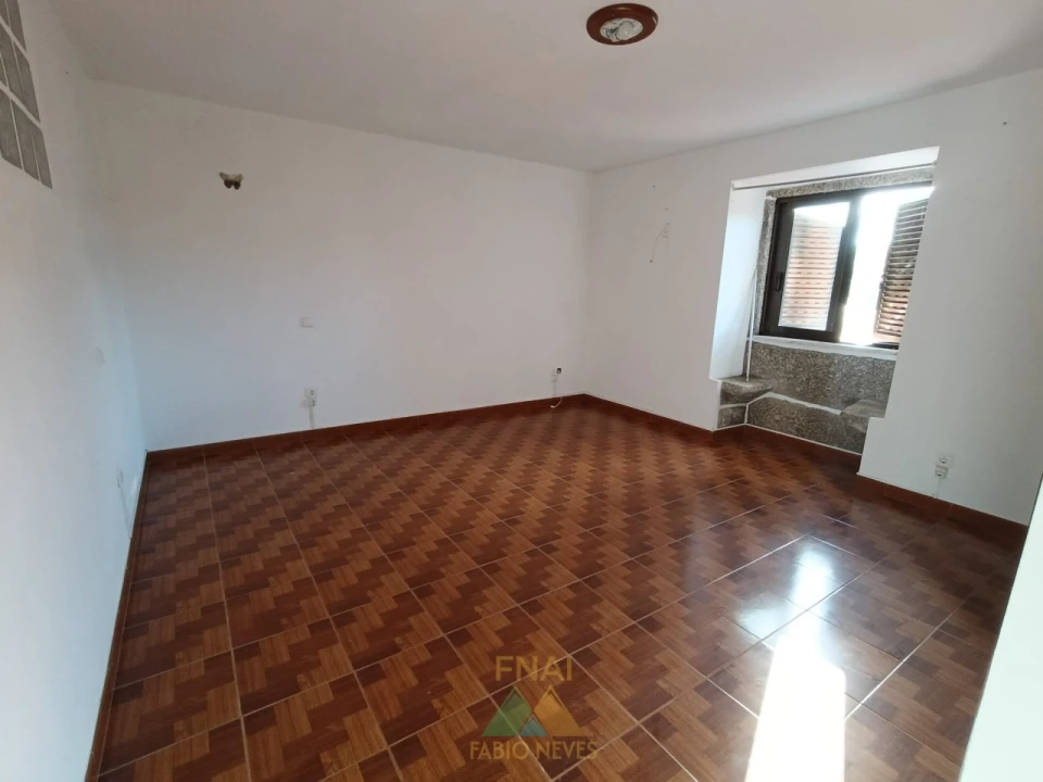 Quinta T3 para Venda em Beiral do Lima Foto 12