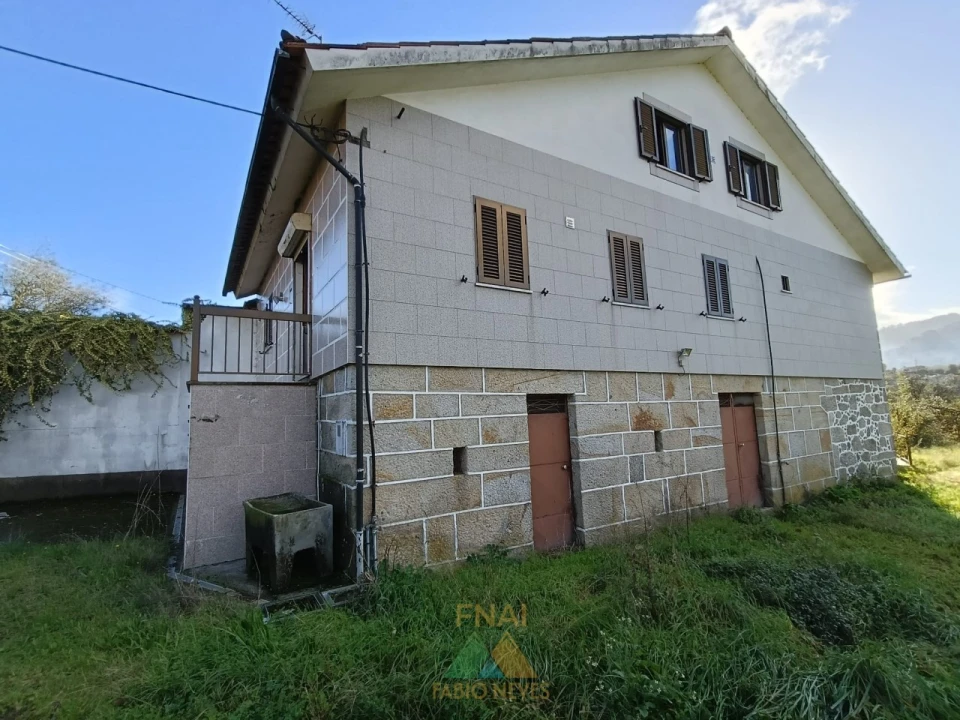 Quinta T3 para Venda em Beiral do Lima Foto 1