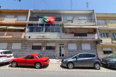 Apartamento T2 para Venda em Algés, Linda-A-Velha e Cruz Quebrada-Dafundo