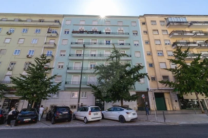 Garagem para Venda em Alvalade