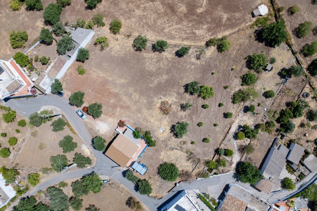 Moradia T3 para Venda em Querença, Tôr e Benafim Foto 11