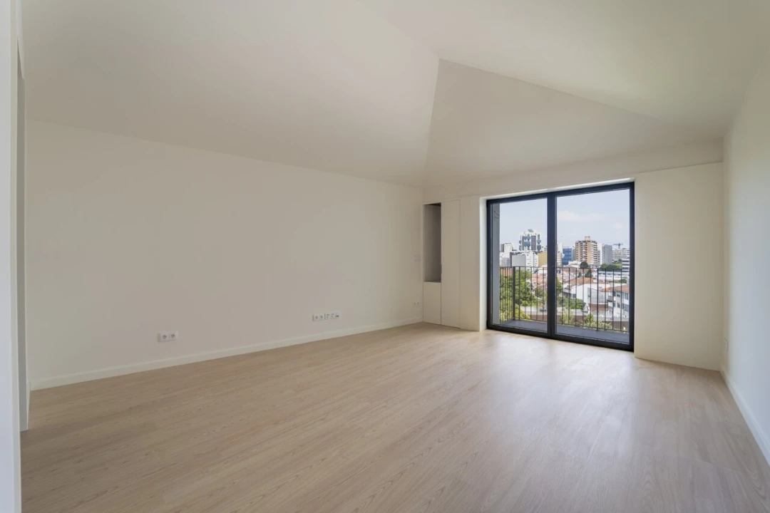 Apartamento T2 para Venda em Cedofeita, Santo Ildefonso, Sé, Miragaia, São Nicolau e Vitória Foto 1