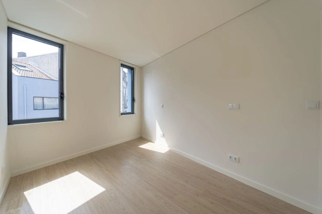 Apartamento T2 para Venda em Cedofeita, Santo Ildefonso, Sé, Miragaia, São Nicolau e Vitória Foto 4