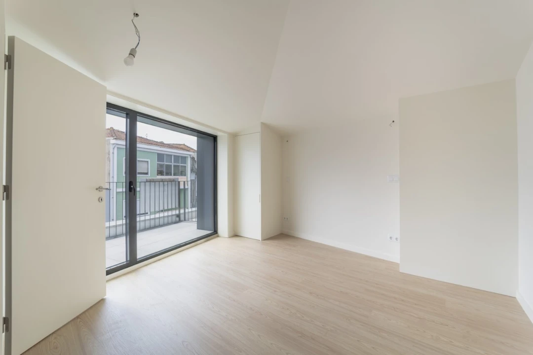 Apartamento T2 para Venda em Cedofeita, Santo Ildefonso, Sé, Miragaia, São Nicolau e Vitória Foto 9