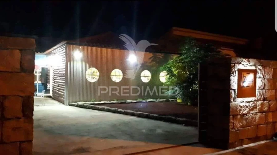 Loja para Venda em Praia da Vitoria (Santa Cruz)