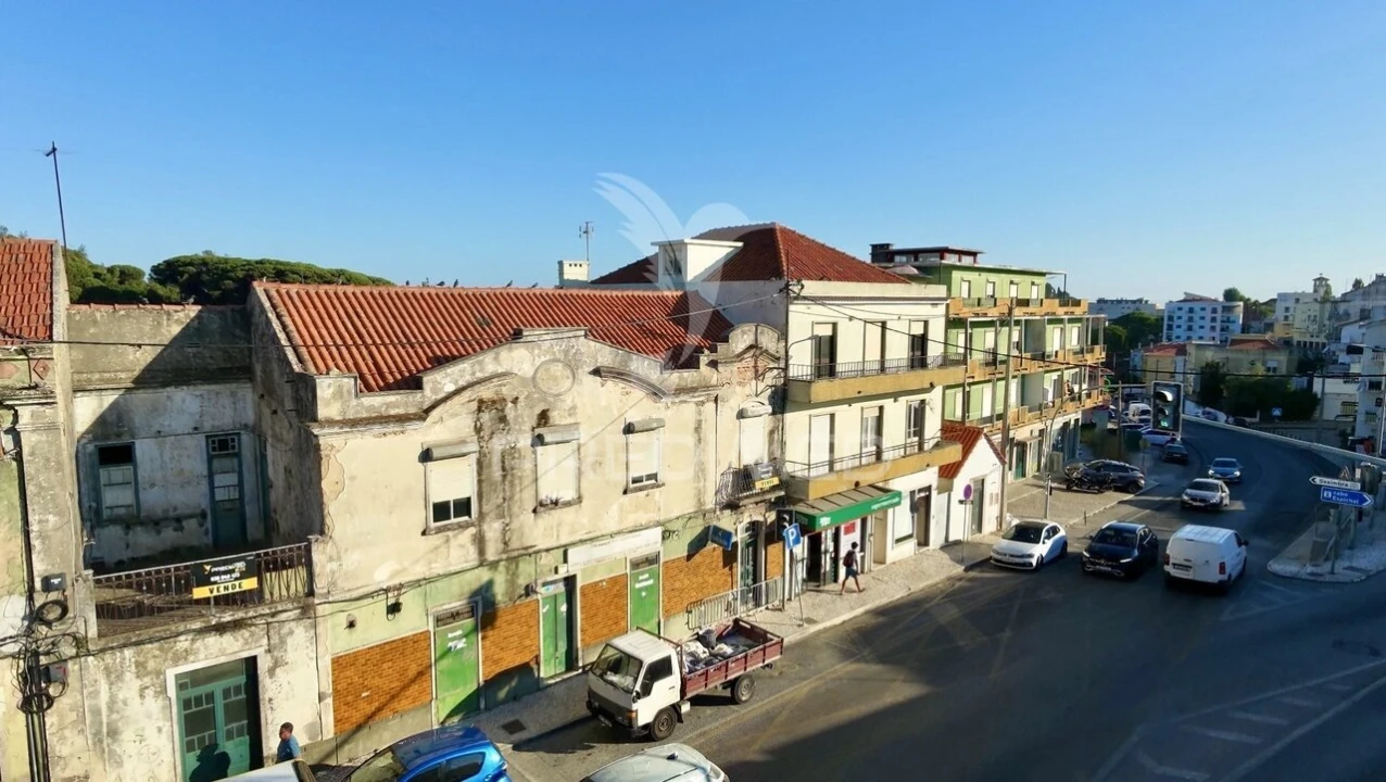 Prédio para Venda em Sesimbra (Castelo) Foto 1