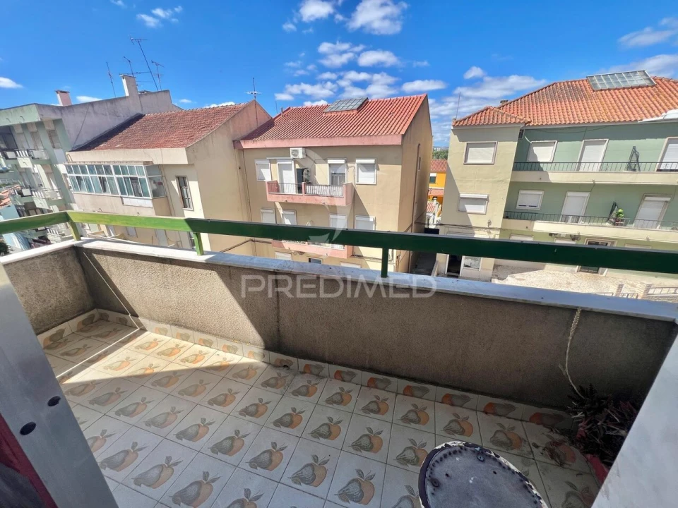 Apartamento T2 para Venda em Vialonga Foto 21