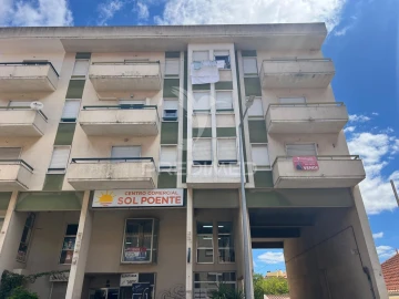 Apartamento T2 para Venda em Vialonga