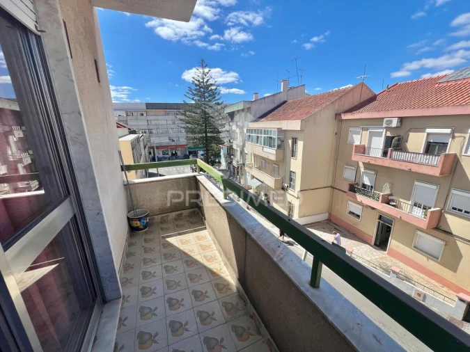 Apartamento T2 para Venda em Vialonga Foto 30