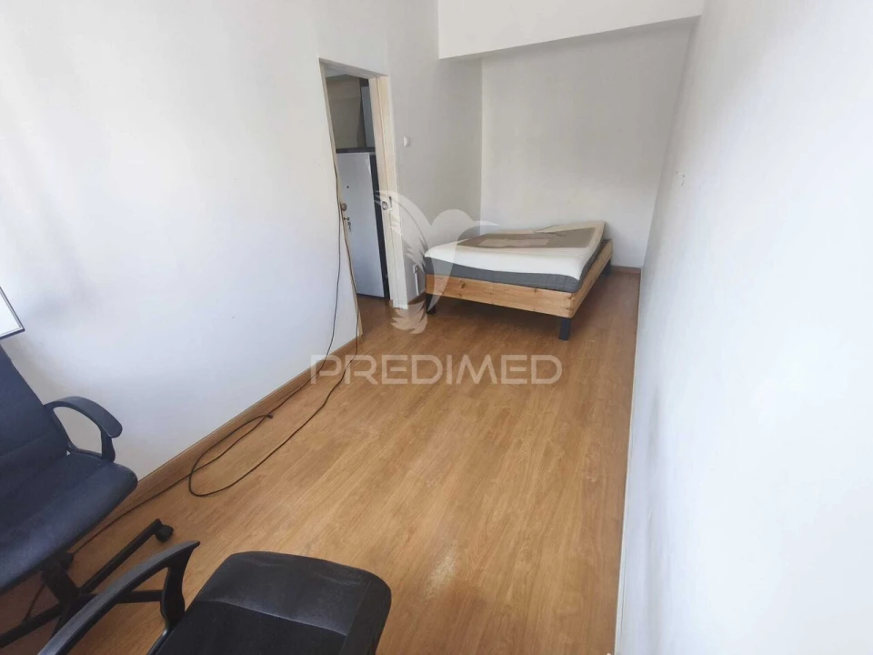 Apartamento T1 para Venda em Águas Livres Foto 6