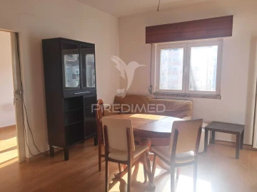 Apartamento T1 para Venda em Águas Livres