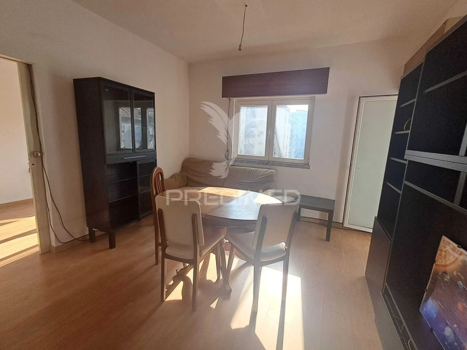 Apartamento T1 para Venda em Águas Livres Foto 3