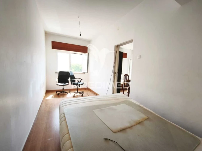 Apartamento T1 para Venda em Águas Livres Foto 11