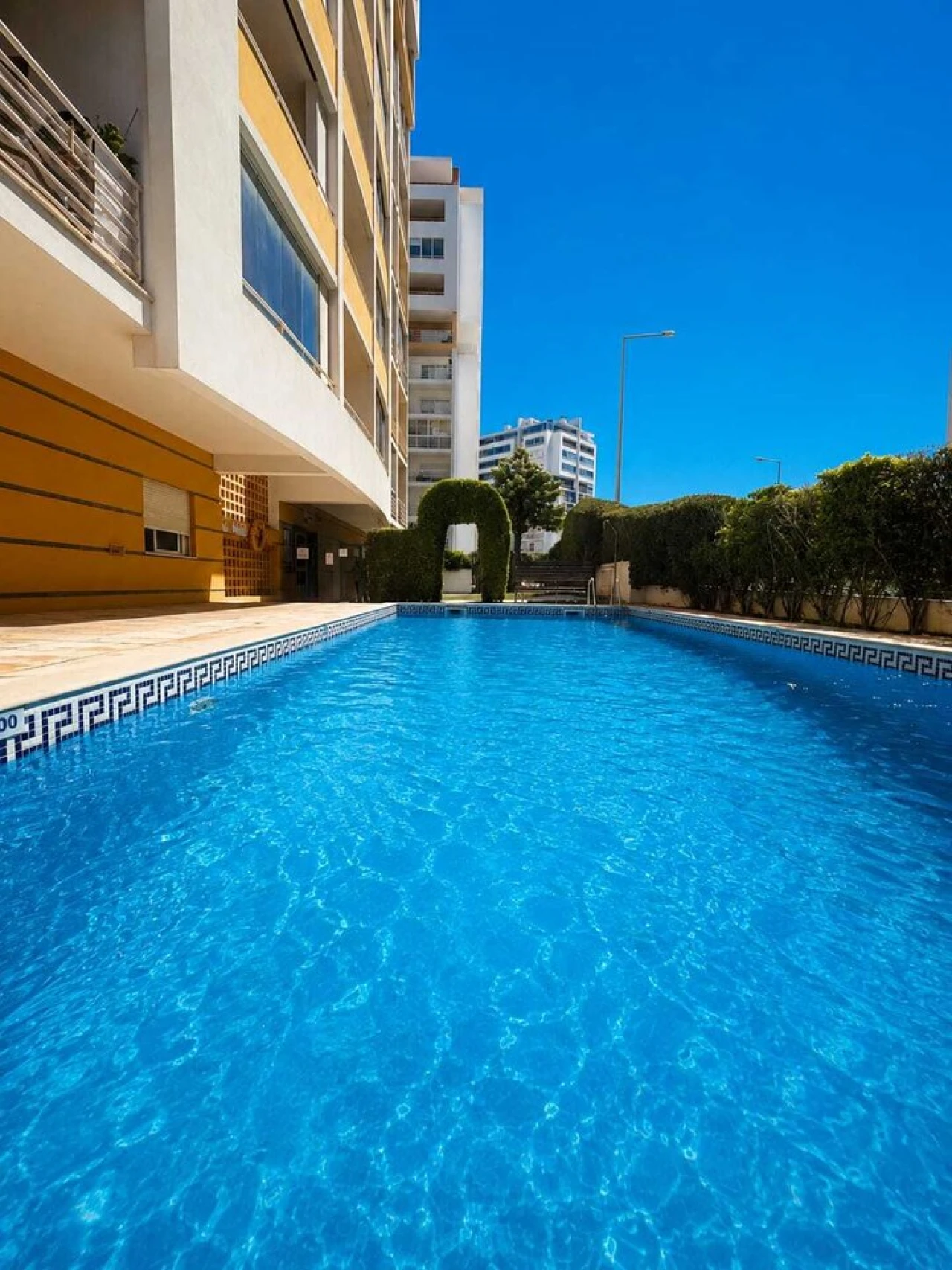 Apartamento T2 para Venda em Portimão Foto 1