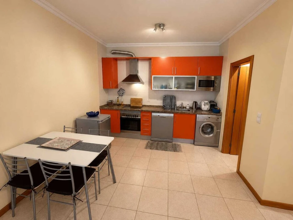 Apartamento T2 para Venda em Portimão Foto 7