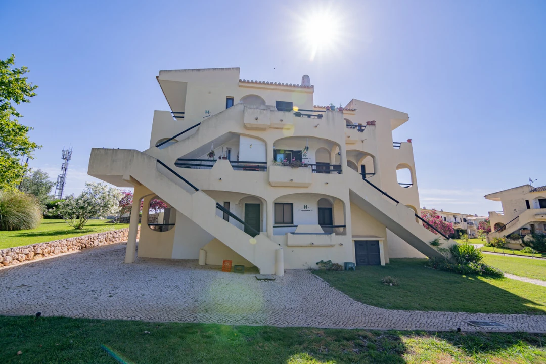 Apartamento T1 para Venda em Alvor Foto 3